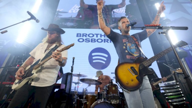 #rip-brothers-osborne:-from-pinebox-to-deale,-maryland,-tj-and-john-tease-new-music