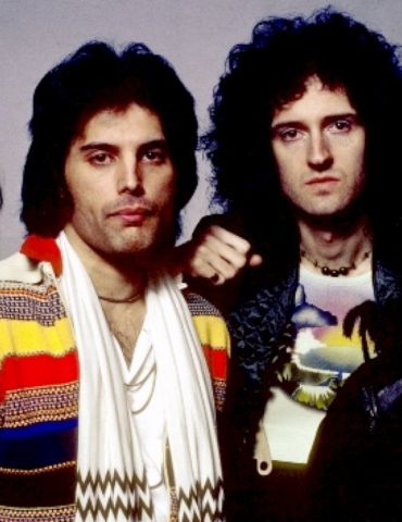 queen-launches-vintage-poster-series