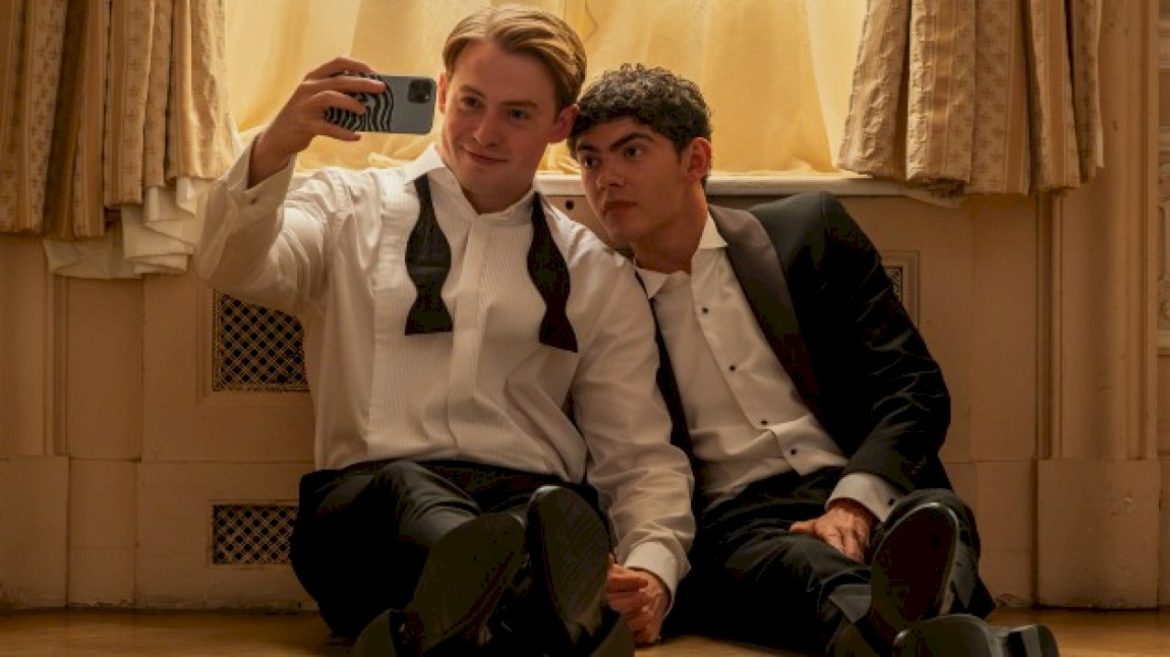 kit-connor,-joe-locke-share-favorite-‘full-circle-moments’-from-‘heartstopper-forever’