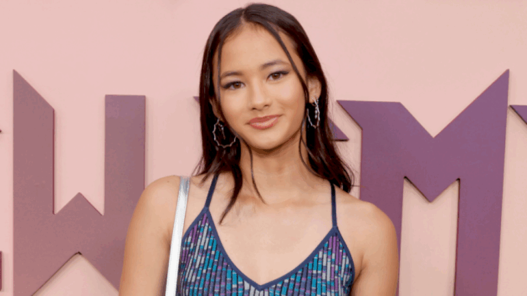 ‘godzilla’-actress-kaylee-hottle-dies-in-car-accident-at-18