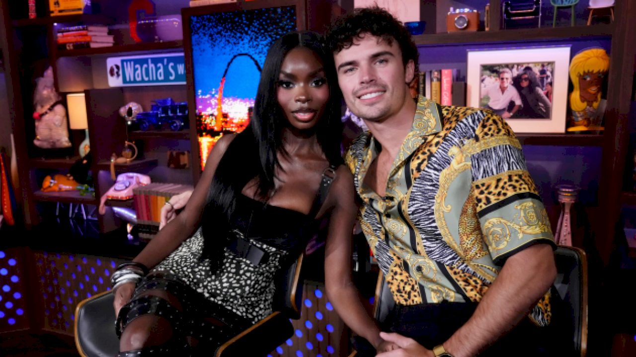 ‘love-island-usa’-stars-olandria-carthen,-nic-vansteenberghe-break-up-after-one-year-together