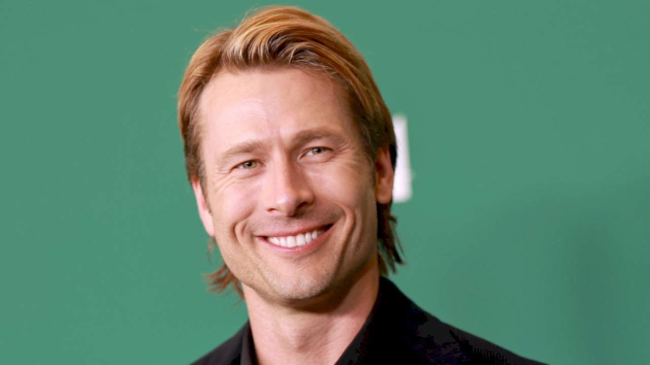 glen-powell-to-star-as-lou-gehrig-in-new-film-directed-by-richard-linklater