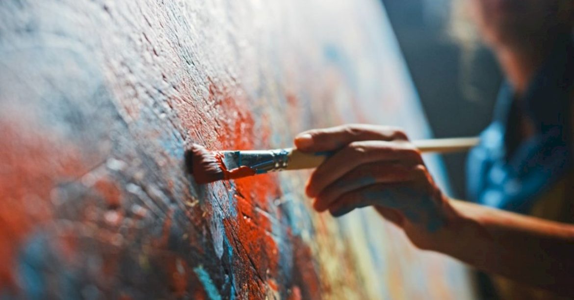 from-a-little-girl-in-morocco-to-an-artist-in-america:-a-journey-shaped-by-stem