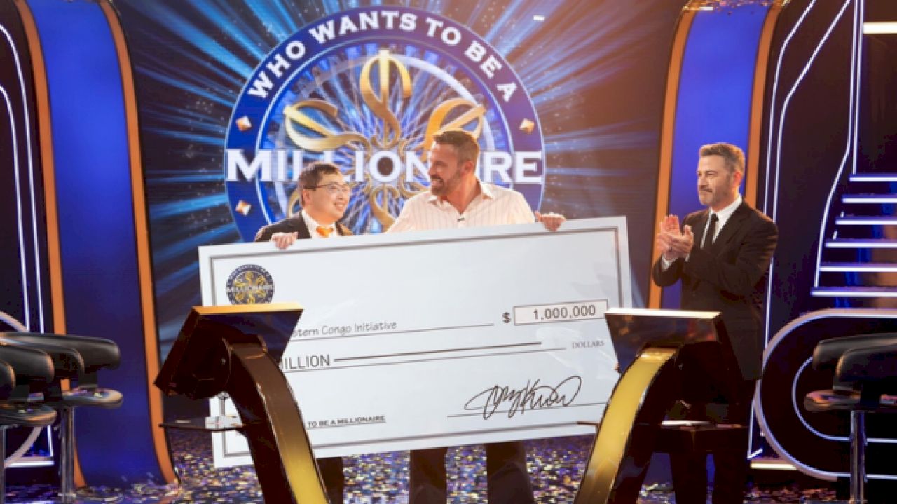 ben-affleck,-jamie-ding-win-$1-million-for-charity-on-‘who-wants-to-be-a-millionaire’