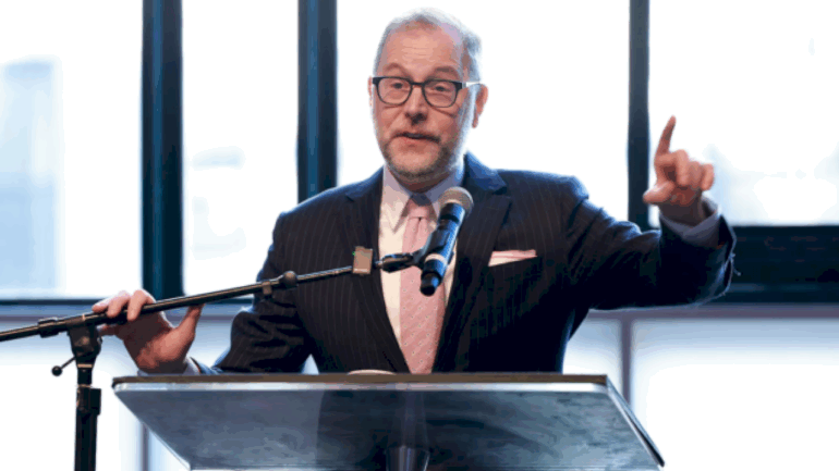 artificial-intelligence-could-potentially-eliminate-thousands-of-jobs-in-new-york-city,-city-official-says