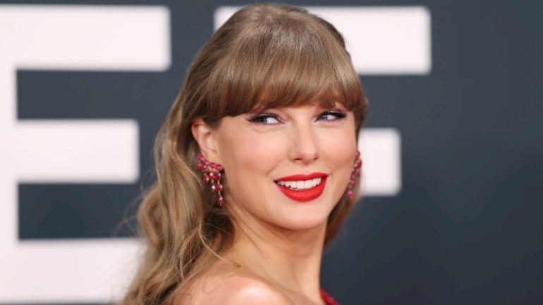 taylor-swift’s-‘white-horse’-makes-phil-collins’-list-of-the-songs-that-have-soundtracked-his-life