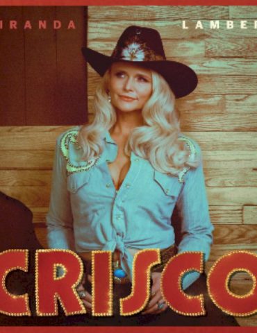 check-into-the-‘sunset-marquis’-with-miranda-lambert