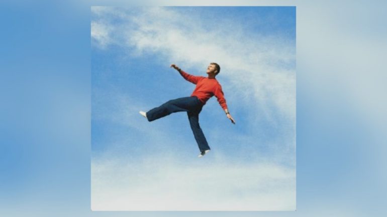 alex-warren-drops-new-single-and-video-for-‘rescuer’