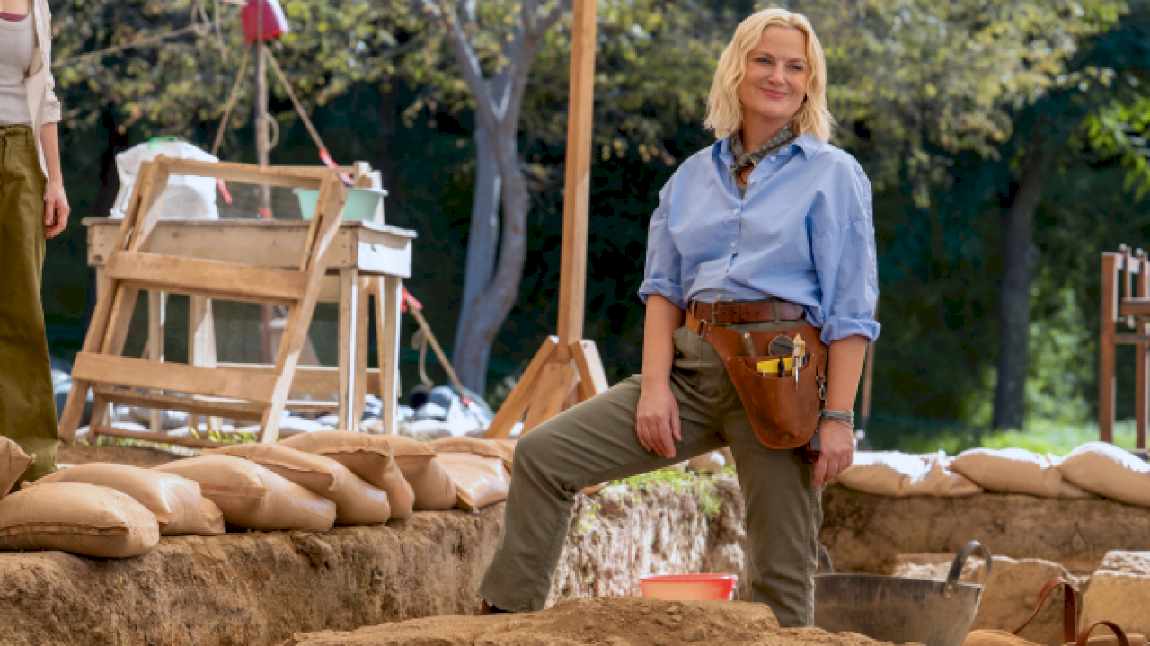 amy-poehler-comedy-‘dig’-gets-release-date