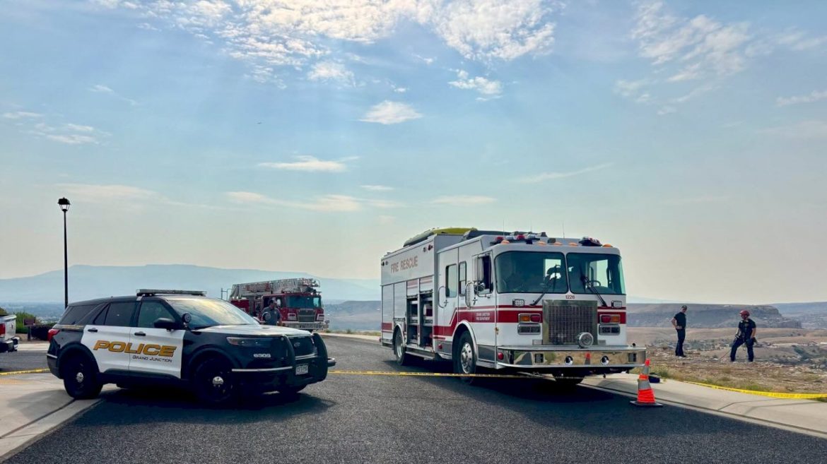 5-teens-die-after-car-goes-over-cliff-in-colorado,-authorities-say