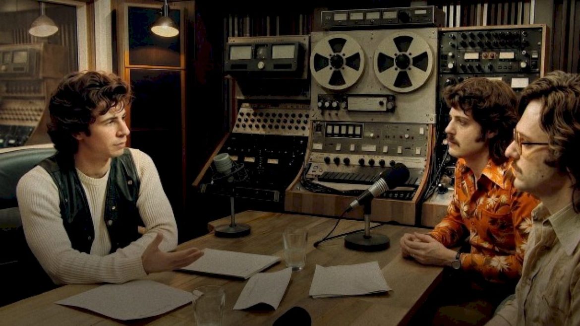 in-film-capturing-long-lost-1971-interview,-billy-joel-deems-madison-square-garden-‘kind-of-a-ripoff’