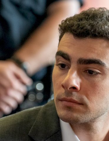 luigi-mangione-admits-to-shooting-unitedhealthcare-ceo-as-he-pleads-guilty-in-federal-case