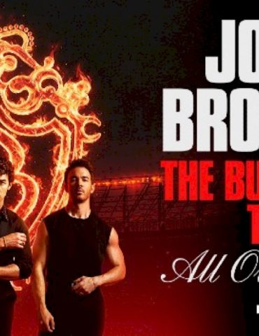 jonas-brothers-will-be-‘burning-up’-the-road-this-fall