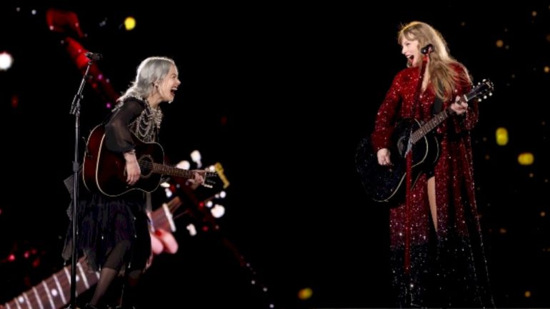 taylor-swift-returns-to-social-media-to-wish-pal-a-happy-birthday