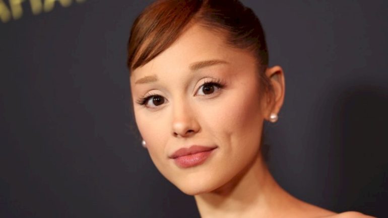 judge-grants-ariana-grande-permission-to-go-after-hackers-who-stole-and-sold-her-music