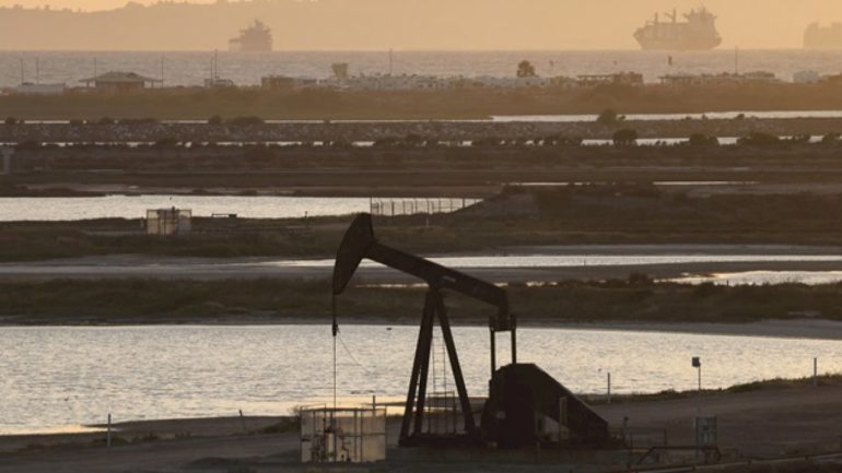 oil-prices-fall-to-lowest-level-since-march-after-us-announces-iran-deal
