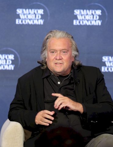 judge-declines-to-dismiss-steve-bannon’s-criminal-contempt-conviction