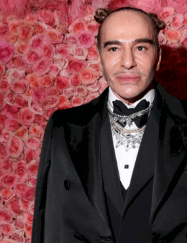 metropolitan-museum-of-art-cancels-john-galliano-exhibit-after-controversy