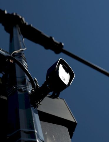 flock-cameras-trigger-nationwide-backlash-over-privacy-concerns,-police-abuse