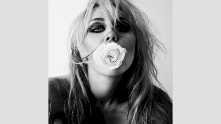 miley-cyrus-announces-10th-studio-album,-‘bass-persuades,’-along-with-2-la-shows