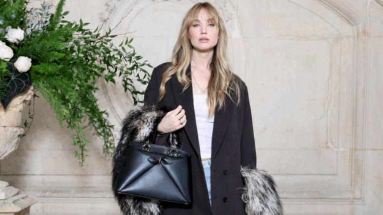 jennifer-lawrence-joins-instagram,-warns-she-will-quit-‘if-anyone-says-anything-negative’