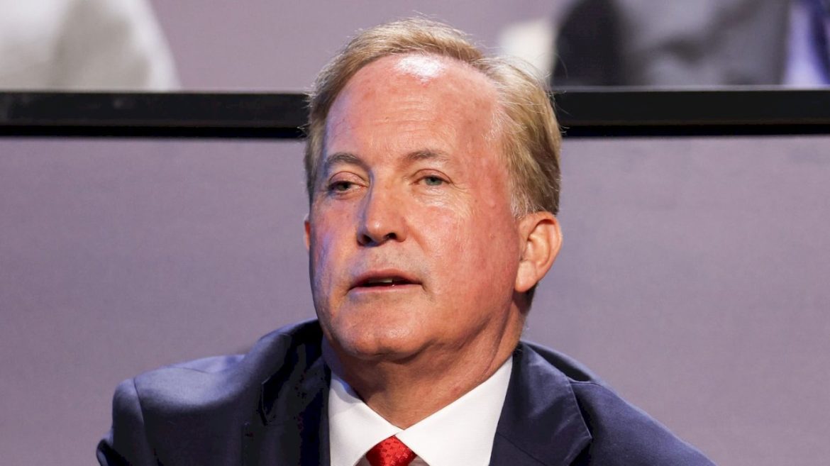 family-of-texas-pregnant-woman-who-died-sues-texas-ag-ken-paxton,-alleges-denied-abortion-led-to-death