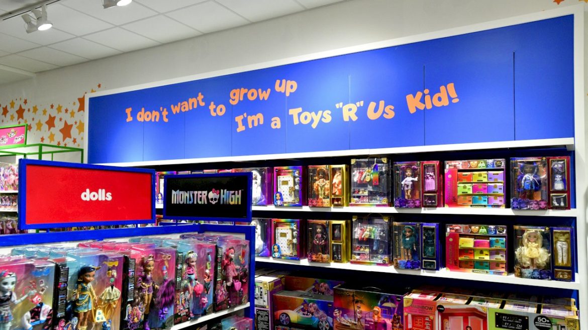 toys-r-us-planning-major-comeback-ahead-of-holiday-season
