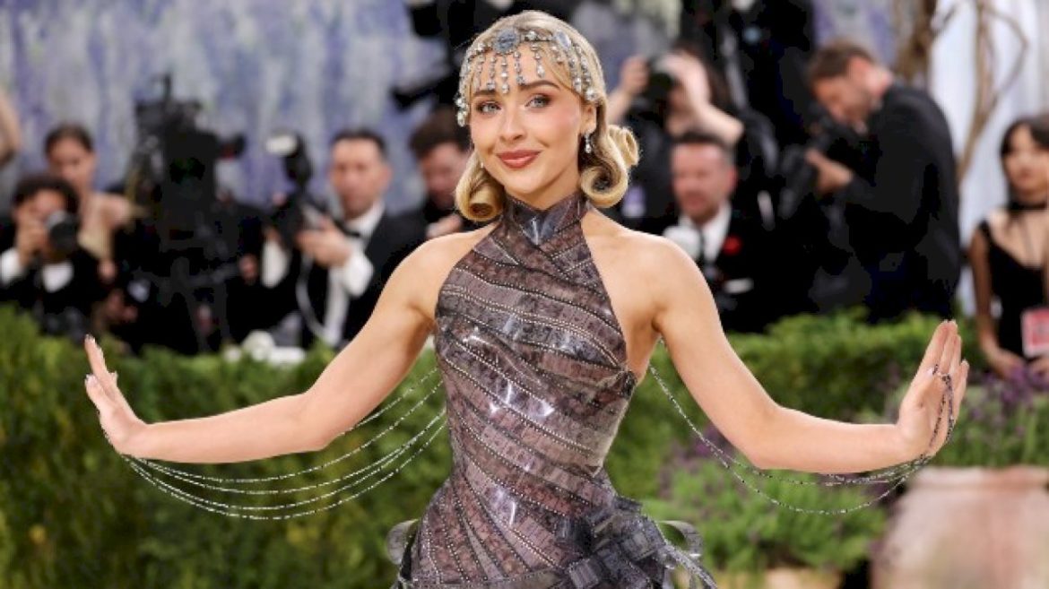 sabrina-carpenter,-margaret-qualley-join-tom-holland-for-fred-astaire-film