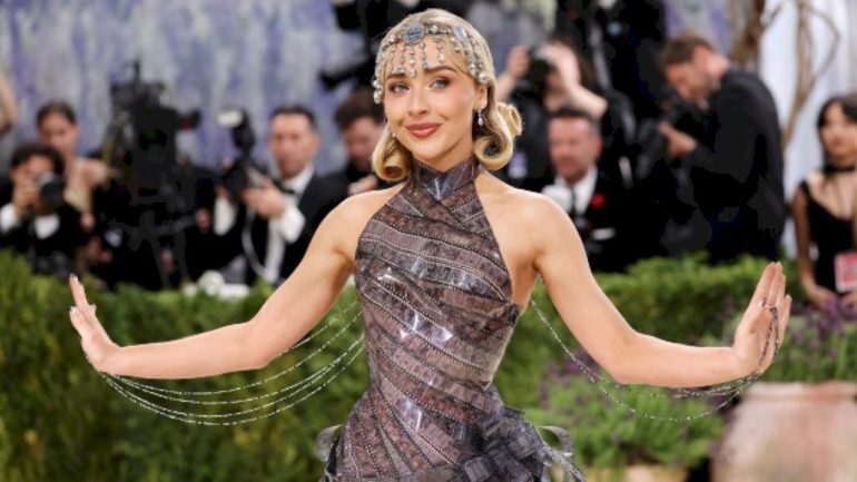 sabrina-carpenter,-margaret-qualley-join-tom-holland-for-fred-astaire-film