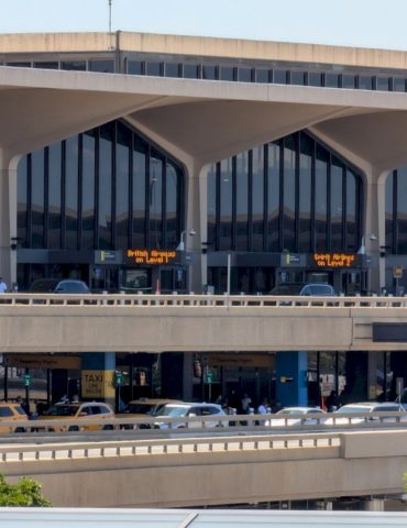 hundreds-of-flights-canceled,-planes-stopped-at-newark,-philadelphia-due-to-equipment-outage:-faa