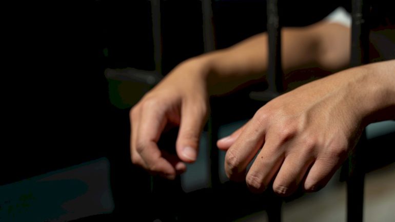 13-year-old-in-custody-for-allegedly-shooting-middle-school-teacher-in-‘tragic-and-violent-act’