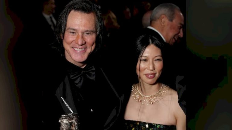 jim-carrey-marries-min-ah-in-small,-private-ceremony-in-los-angeles