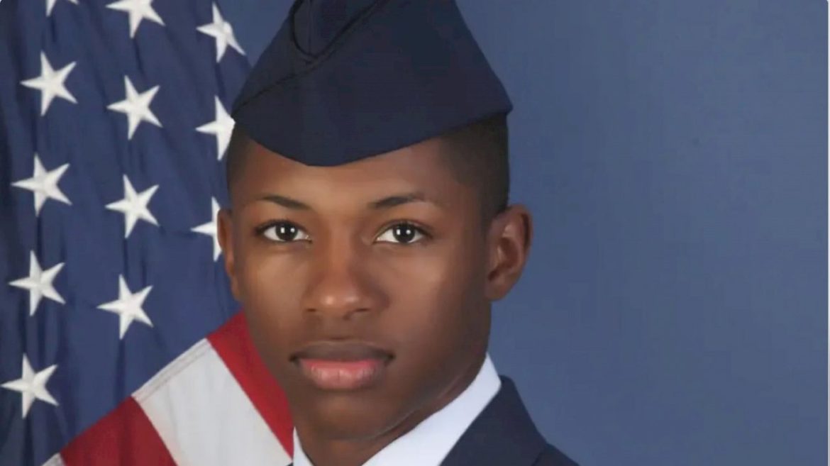 former-sheriff’s-deputy-eddie-duran-found-not-guilty-of-manslaughter-in-fatal-shooting-of-airman-roger-fortson