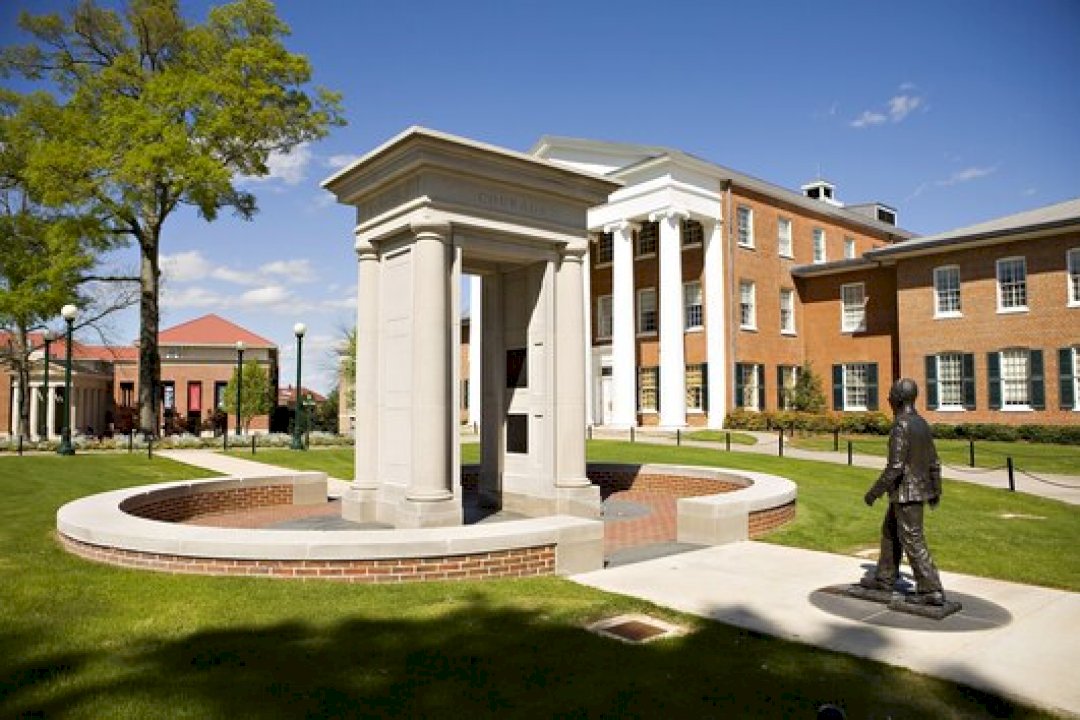 father,-son-federally-charged-in-connection-to-death-of-ole-miss-student