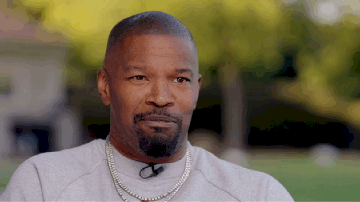 jamie-foxx-opens-up-3-years-after-health-scare,-talks-new-standup-special