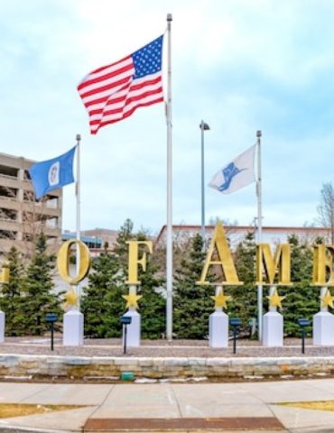 man-arrested-in-foiled-isis-inspired-mass-shooting-plot-at-mall-of-america,-us-authorities-say