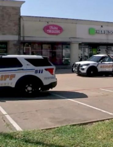 ice-agent-strikes-man-with-car-during-pursuit-in-texas,-authorities-say