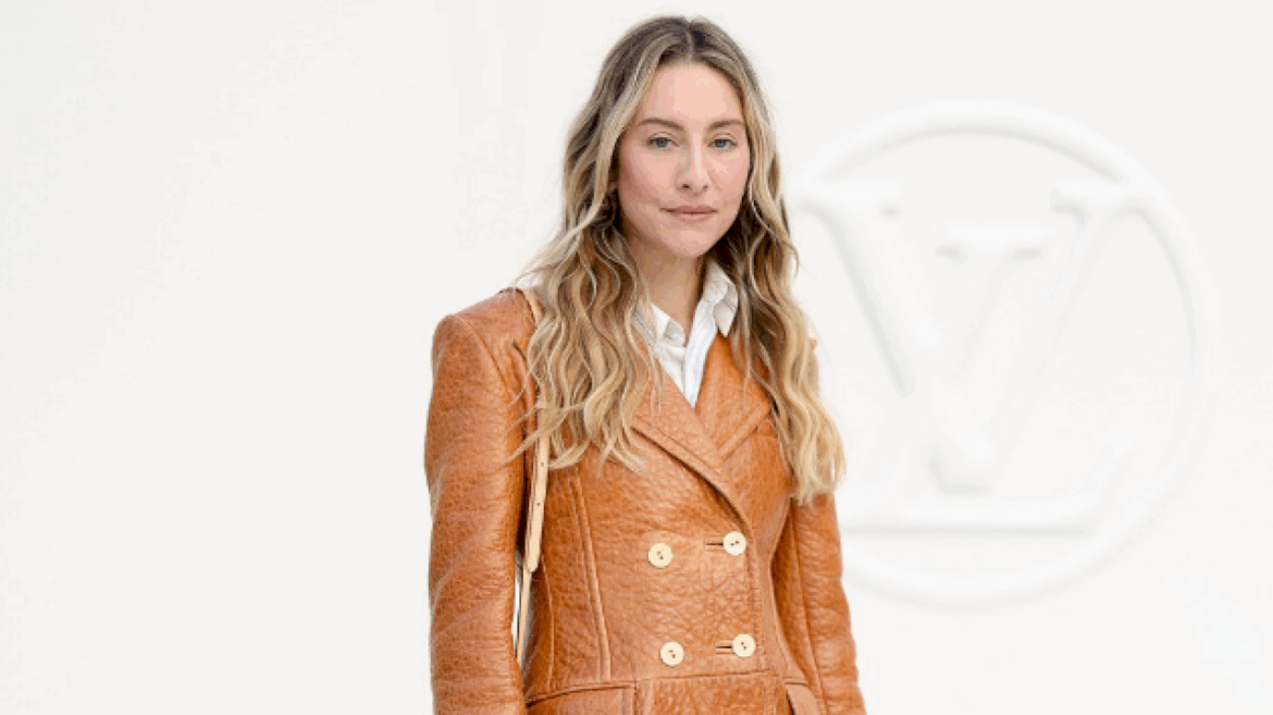 este-haim-on-channeling-her-inner-villain-for-‘marvel’s-spidey-and-the-avengers:-halloween-team-up’