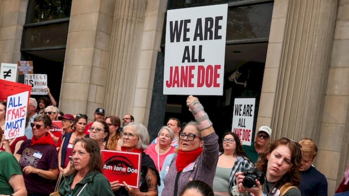‘culture-of-fear’:-cornell-faculty-debate-no-confidence-resolution-aimed-at-school’s-handling-of-sexual-assault