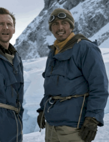 tom-hiddleston,-genden-phuntsok-on-the-journey-of-climbing-mount-everest-in-‘tenzing’
