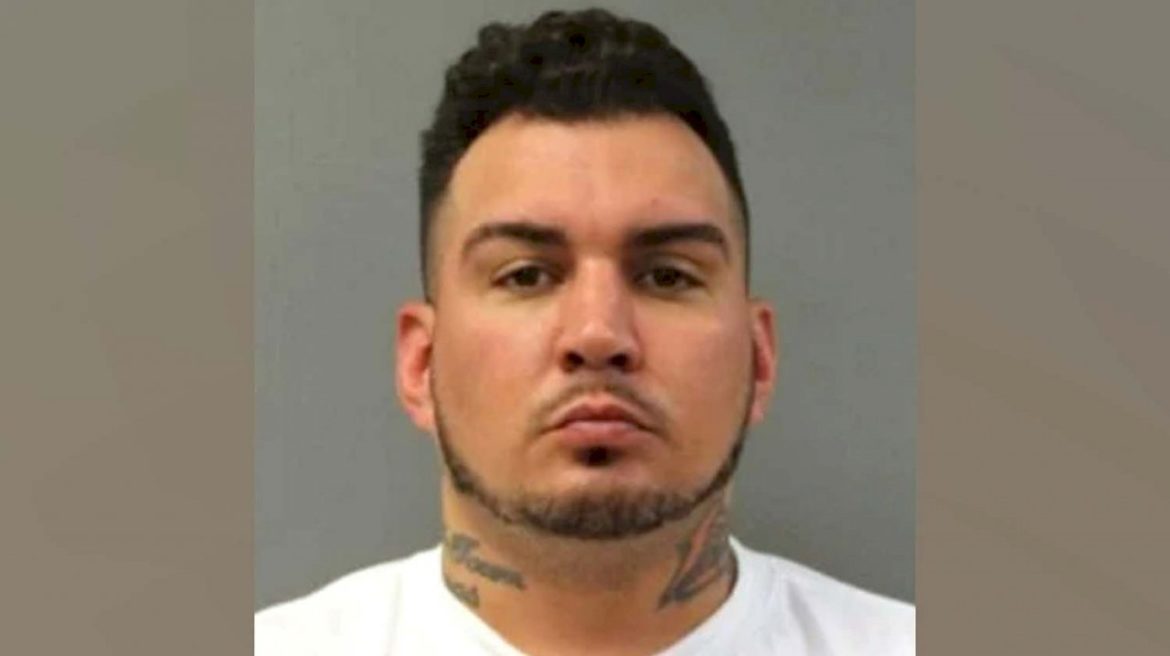 fugitive-with-‘most-wanted’-tattooed-on-stomach-added-to-‘top-10-most-wanted’-list:-fbi