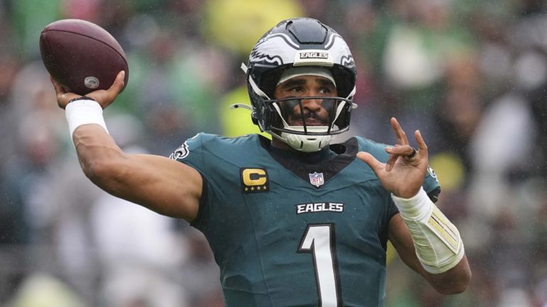 nfl-players-association-calls-for-full-investigation-into-jalen-hurts’-medical-care