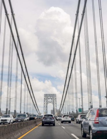 police-searching-for-gunman-in-possible-road-rage-killing-on-george-washington-bridge