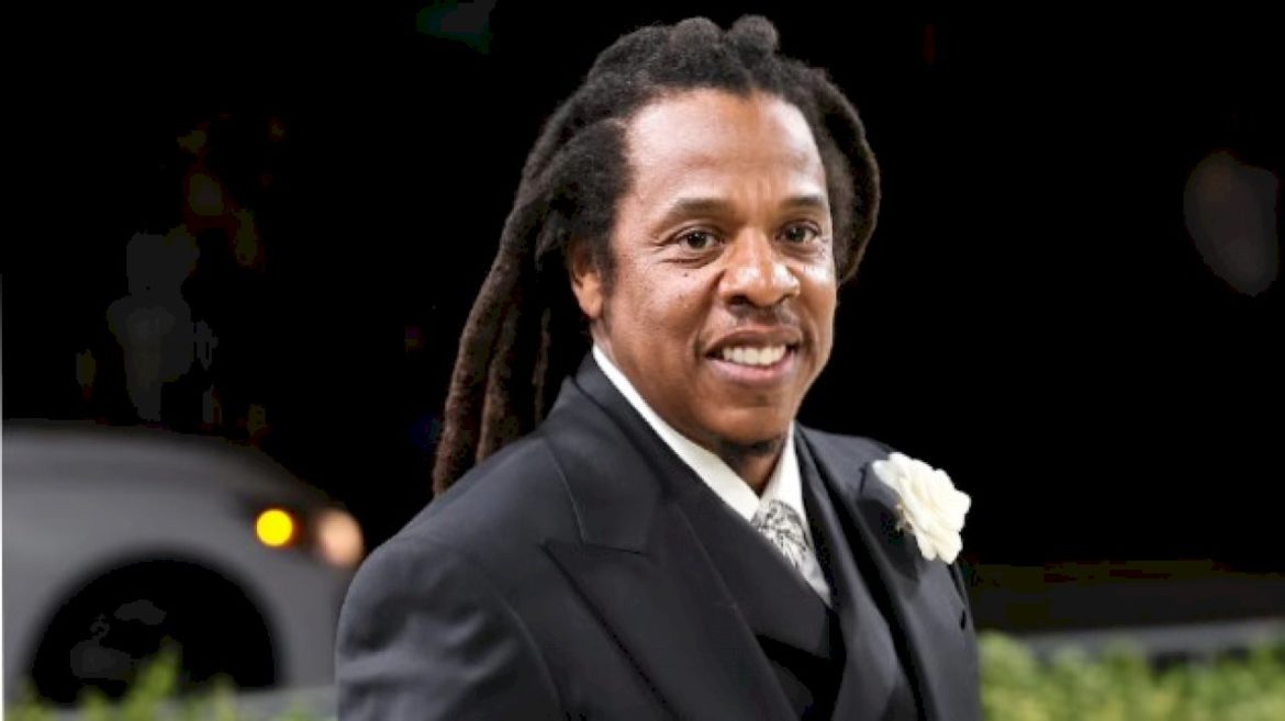 jay-z-announced-as-super-bowl-lxi-halftime-show-performer