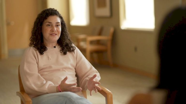 breast-cancer-diagnosis-brings-cousins-who-never-knew-each-other-together
